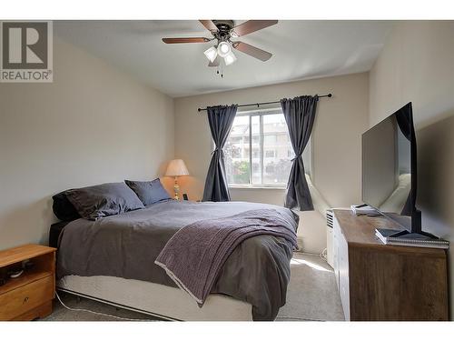 3160 De Montreuil Court Unit# 203, Kelowna, BC - Indoor Photo Showing Bedroom