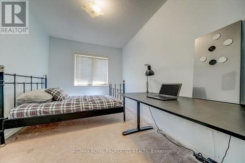 24 - 1250 St. Martins Drive, Pickering, ON - Indoor Photo Showing Bedroom