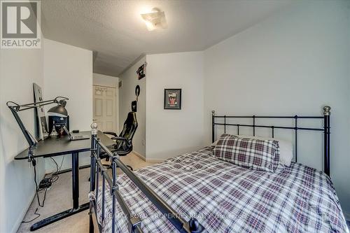 24 - 1250 St. Martins Drive, Pickering, ON - Indoor Photo Showing Bedroom