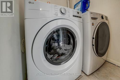 24 - 1250 St. Martins Drive, Pickering, ON - Indoor Photo Showing Laundry Room