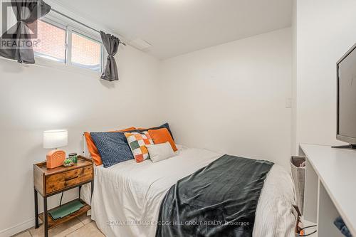 26A Lount Street, Barrie, ON - Indoor Photo Showing Bedroom