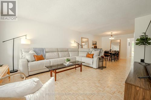 26A Lount Street, Barrie (Wellington), ON - Indoor Photo Showing Living Room