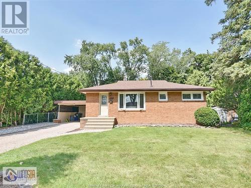 820 Scofield, Windsor, ON - Outdoor