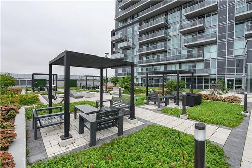 2087 Fairview Street|Unit #1808, Burlington, ON - Outdoor With Balcony