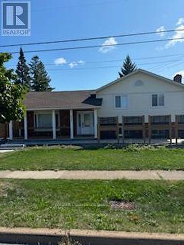 602 Vine Street, St. Catharines, ON - Outdoor With Facade