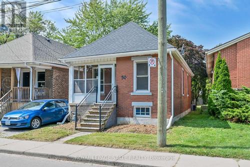 30 Poplar Avenue, Hamilton (Eastmount), ON - Outdoor