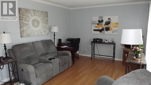 126 Mississauga Ave, Elliot Lake, ON - Indoor Photo Showing Living Room