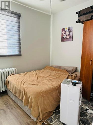 32 Riverside Drive, Kapuskasing, ON - Indoor Photo Showing Bedroom