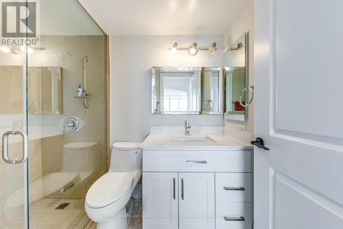 518 - 650 Lawrence Avenue W, Toronto (Englemount-Lawrence), ON - Indoor Photo Showing Bathroom