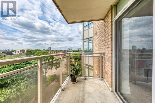 518 - 650 Lawrence Avenue W, Toronto (Englemount-Lawrence), ON - Outdoor With Balcony With View With Exterior