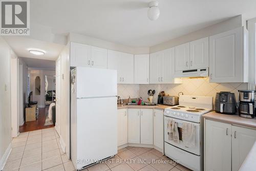 412 Crawford Street, Toronto (Palmerston-Little Italy), ON - Indoor Photo Showing Kitchen