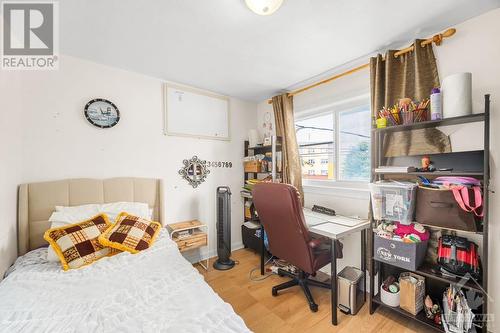 624 Borthwick Avenue, Ottawa, ON - Indoor Photo Showing Bedroom