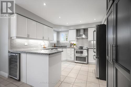 196 Eaton Street, Halton Hills (Georgetown), ON - Indoor Photo Showing Kitchen With Stainless Steel Kitchen With Upgraded Kitchen