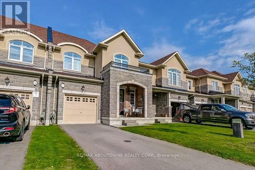 7 Beasley Grove, Hamilton (Meadowlands), ON - Outdoor With Facade