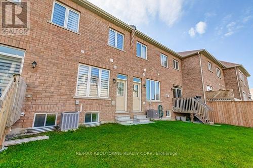 7 Beasley Grove, Hamilton (Meadowlands), ON - Outdoor With Exterior