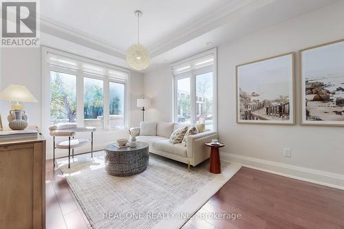 Th 49 - 115 Harrison Garden Boulevard, Toronto, ON - Indoor Photo Showing Living Room