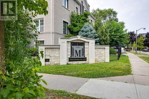 144 Theodore Place, Vaughan (Crestwood-Springfarm-Yorkhill), ON - Outdoor