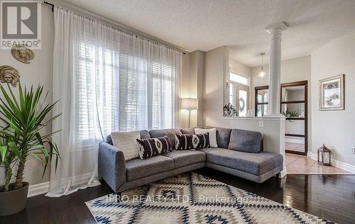 348 Rosegate Way, Oakville (Uptown Core), ON - Indoor Photo Showing Living Room