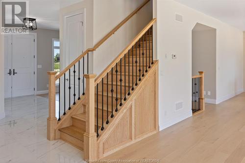 609 Holburn Street, Windsor, ON - Indoor Photo Showing Other Room