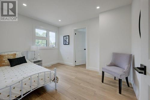 162 Weber Street W, Kitchener, ON - Indoor Photo Showing Bedroom