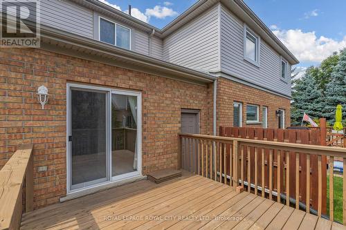 40 Spencer Crescent, Guelph (Pine Ridge), ON - Outdoor With Deck Patio Veranda With Exterior