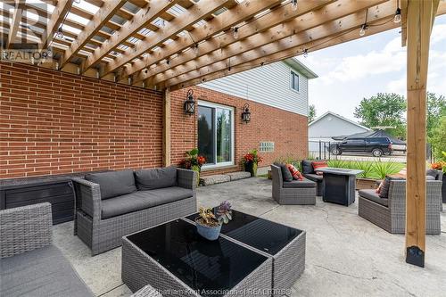 6619 Middle Line, Merlin, ON - Outdoor With Deck Patio Veranda With Exterior