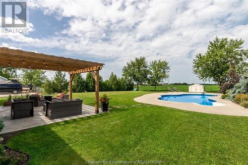 6619 Middle Line, Merlin, ON - Outdoor With In Ground Pool With Backyard