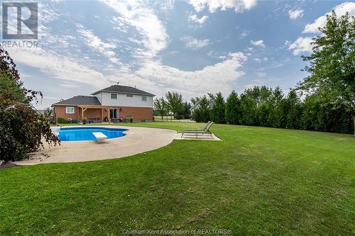 6619 Middle Line, Merlin, ON - Outdoor With In Ground Pool With Backyard