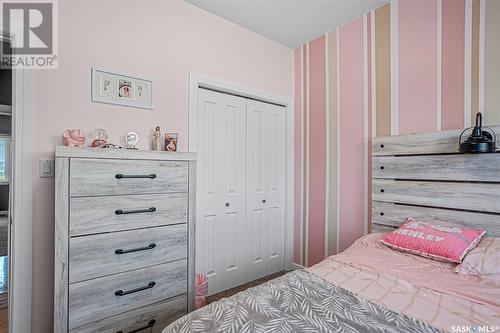 110 Canada Court, Hanley, SK - Indoor Photo Showing Bedroom