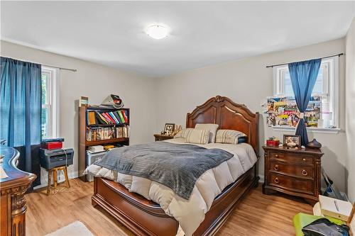 17 Prestwick Avenue, St. Catharines, ON - Indoor Photo Showing Bedroom