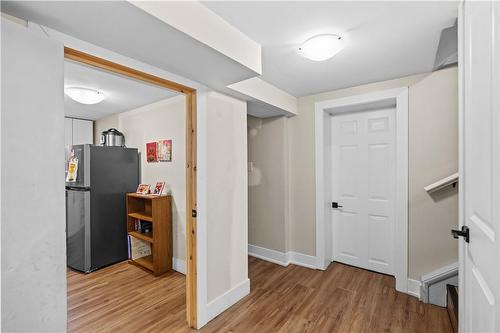 17 Prestwick Avenue, St. Catharines, ON - Indoor Photo Showing Other Room