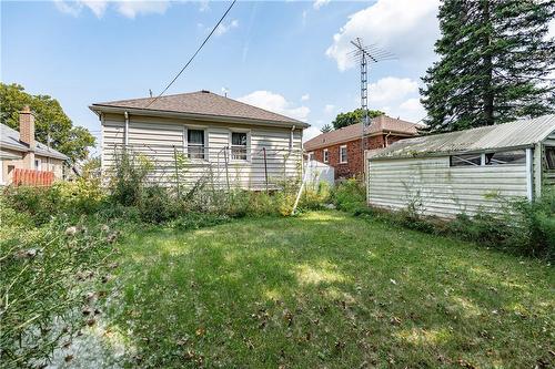 17 Prestwick Avenue, St. Catharines, ON - Outdoor