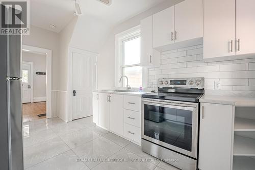 243 Dunlop Street E, Barrie, ON - Indoor Photo Showing Kitchen