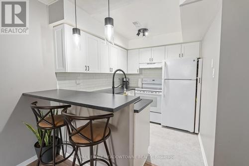 37A Wylie Circle, Halton Hills (Georgetown), ON - Indoor Photo Showing Kitchen