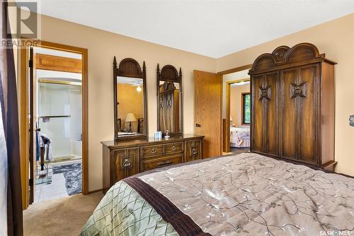 887 Dorothy Street, Regina, SK - Indoor Photo Showing Bedroom