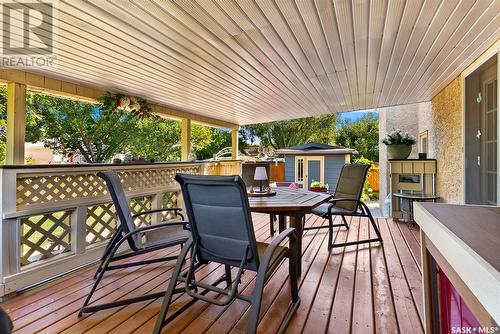 887 Dorothy Street, Regina, SK - Outdoor With Deck Patio Veranda With Exterior