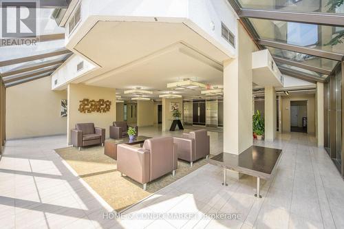 604 - 200 Robert Speck Parkway, Mississauga (City Centre), ON - Indoor