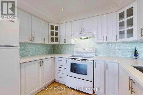 811 - 310 Mill Street S, Brampton (Brampton South), ON - Indoor Photo Showing Kitchen