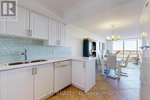 811 - 310 Mill Street S, Brampton (Brampton South), ON - Indoor Photo Showing Kitchen With Double Sink