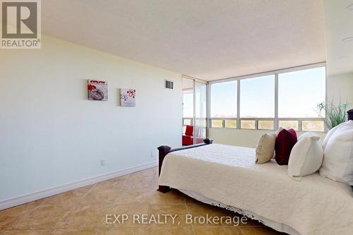 811 - 310 Mill Street S, Brampton (Brampton South), ON - Indoor Photo Showing Bedroom