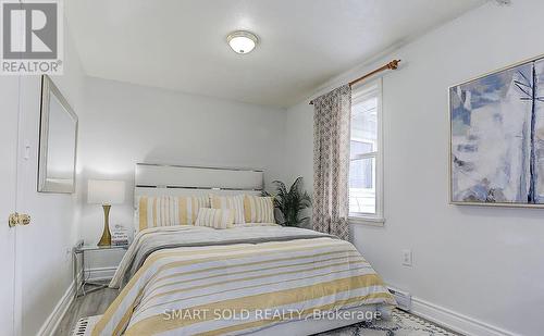 708 Lake Drive S, Georgina, ON - Indoor Photo Showing Bedroom