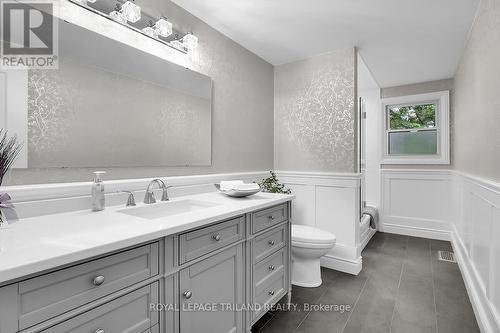 734 Griffith Street, London, ON - Indoor Photo Showing Bathroom