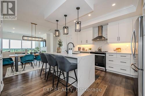 903 - 1880 Gordon Street, Guelph (Clairfields), ON - Indoor Photo Showing Kitchen With Stainless Steel Kitchen With Upgraded Kitchen