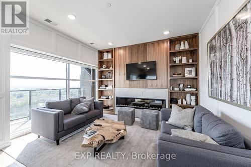 903 - 1880 Gordon Street, Guelph (Clairfields), ON - Indoor Photo Showing Living Room