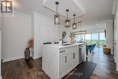 903 - 1880 Gordon Street, Guelph (Clairfields), ON - Indoor Photo Showing Kitchen With Upgraded Kitchen