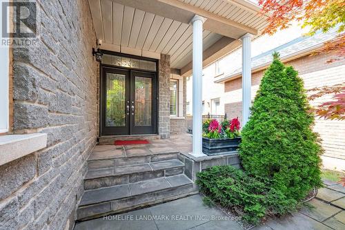 2412 Dunholm Gate, Oakville, ON - Outdoor