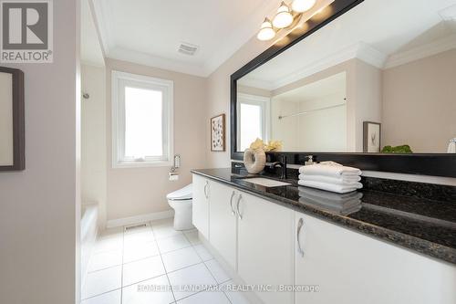 2412 Dunholm Gate, Oakville (Iroquois Ridge North), ON - Indoor Photo Showing Bathroom