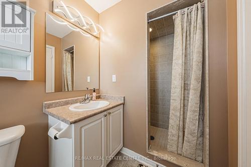 350 Andrews Trail, Milton (Clarke), ON - Indoor Photo Showing Bathroom