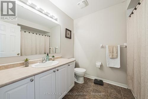 350 Andrews Trail, Milton, ON - Indoor Photo Showing Bathroom