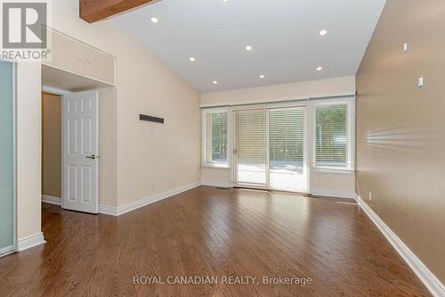 438 Temagami Crescent, Mississauga, ON - Indoor Photo Showing Other Room